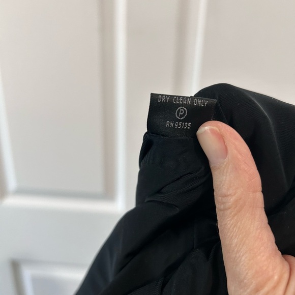 Lafayette 148 100% Wool Tulip Pleat Pencil Skirt Size 4 Old Money Career Preppy - Picture 9 of 9